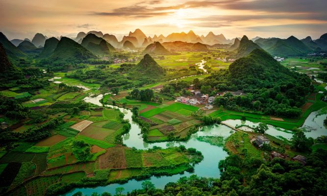 11-Day Beijing - Xian - Guilin - Shanghai Private Tour.